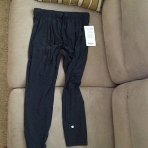 Lululemon modern tranquil pant