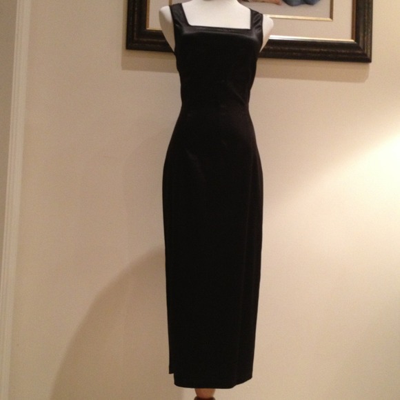 SOLD! 👗👗!D&G long dress