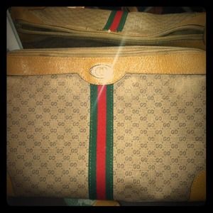Gucci Handbags - ī°VintageGucciCanvas/Leatherī°. Gucci Handbags - ī°VintageGucciCanvas/Leatherī°.
