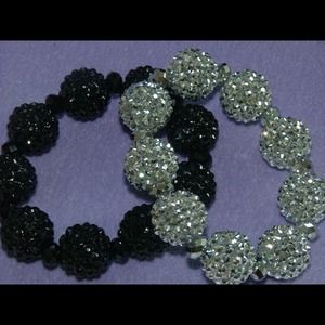 Pom Pom stretch bracelets