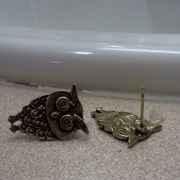 ✋SOLDAdorable new Owl earrings, 1 copper pair left - Picture 3 of 5