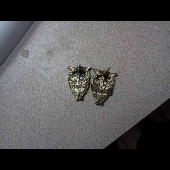 ✋SOLDAdorable new Owl earrings, 1 copper pair left - Picture 4 of 5