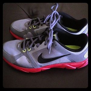 ❗RESERVED for cmaher12❗NIKE Flywire FREE XT  8.5