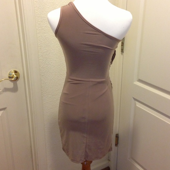 *One shoulder nude drape dress brand new - Picture 3 of 3