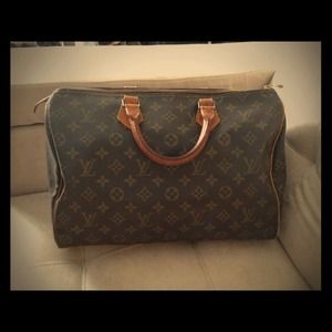 - Reserved - Authentic vintage LV speedy 35