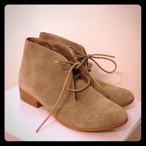 Sox-tab ankle boots