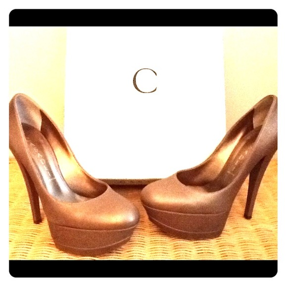 🔴SOLD🔴Casadei Double Platform Pump