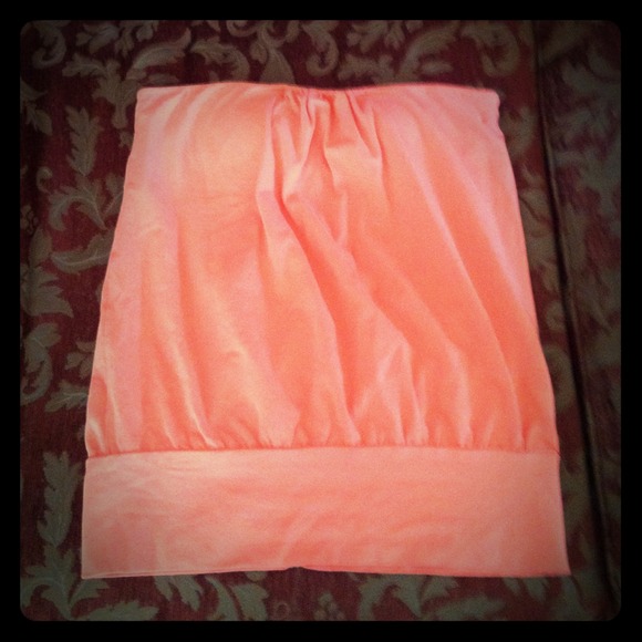 Victoria's Secret Tops - Victoria's Secret Coral tube top