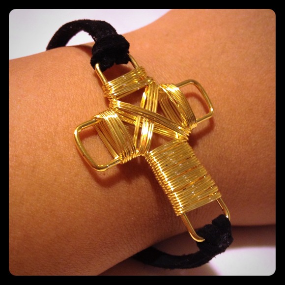 Gold cross bracelet