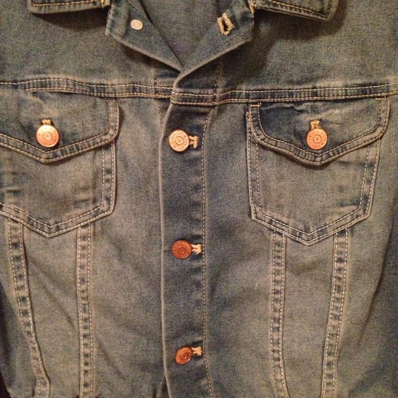 Denim jacket - Picture 2 of 3