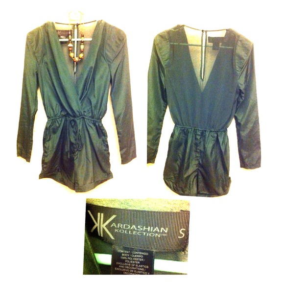 💢SOLD💢 SM Kardashian Kollecton Olive Romper