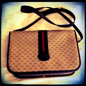 PERFECT Condition Vintage Gucci Purse - Navy Blue