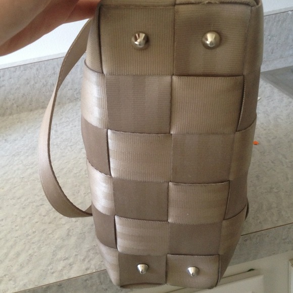 Seatbelt bag - Picture 3 of 3