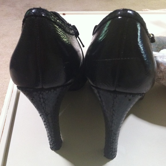 💢Sold 💢Edelman black booties - Picture 4 of 4