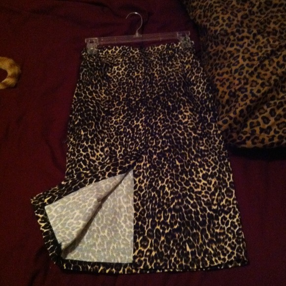 ❌SOLD TO MYRIAM❌ - Picture 2 of 3