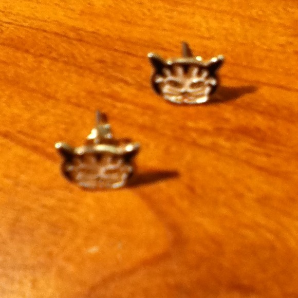 Cat earrings