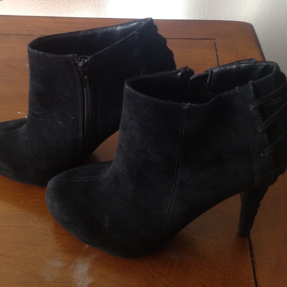 BNWB, never worn ankle boots