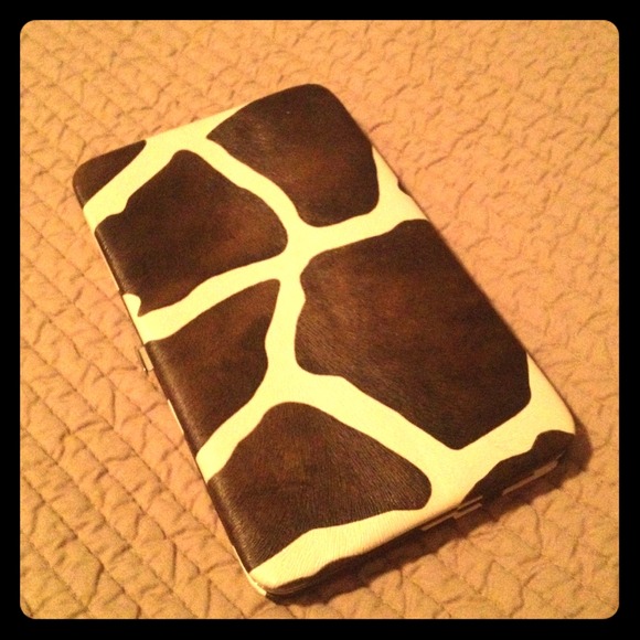 **SOLD** Giraffe print wallet clutch