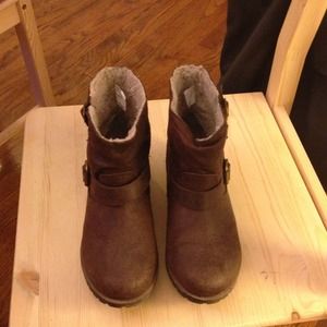 **Reserved for @amandadelrosso** Brown ankle boots