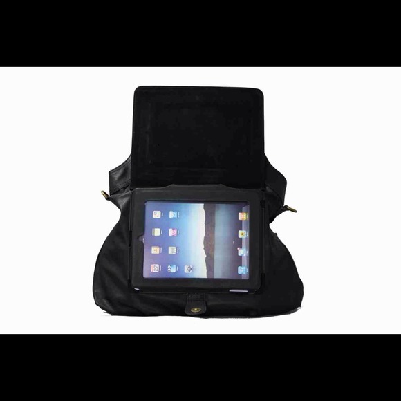 Versetta Ambra Hobo iPad Handbag - Picture 2 of 4