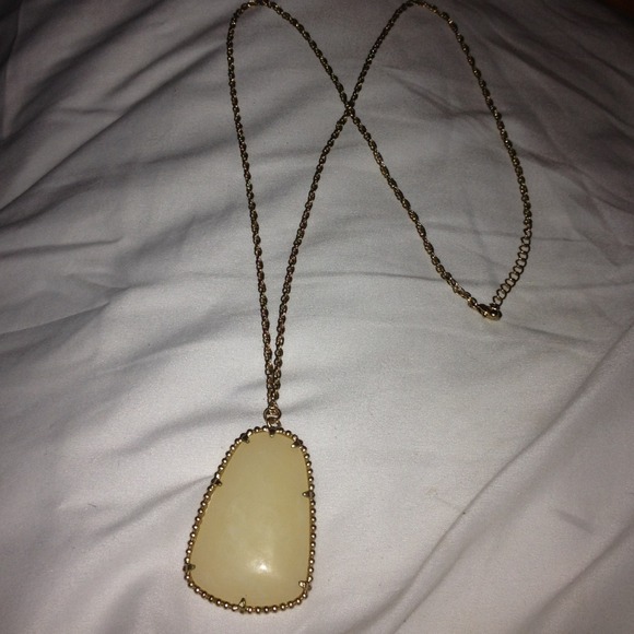 pendant necklace, pearl ring, crystal earring