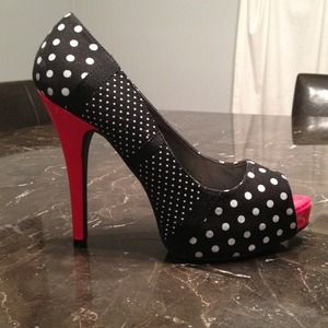 💥Brand new💥 Cupid heels size 7