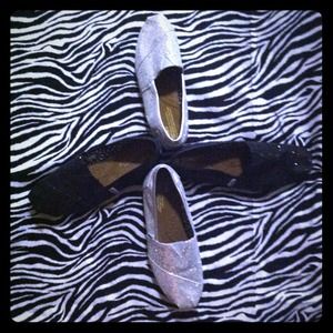 Glitter Toms