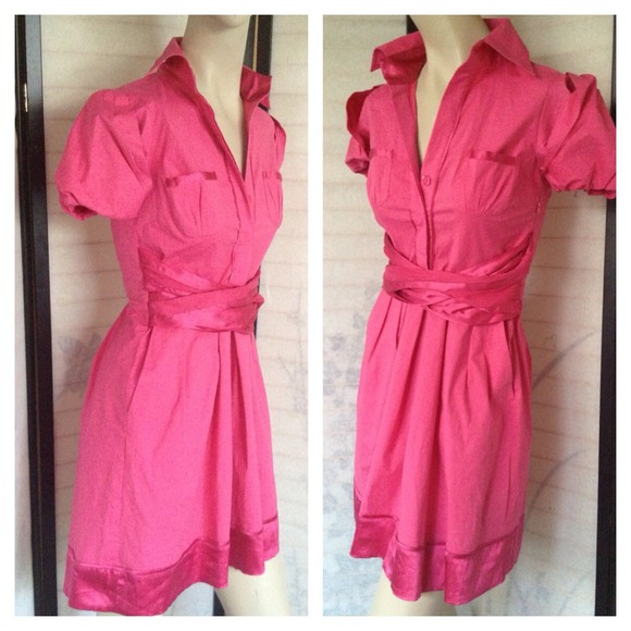SOLD NWT Bebe Pink Dayna Shirtdress Medium - Picture 2 of 4
