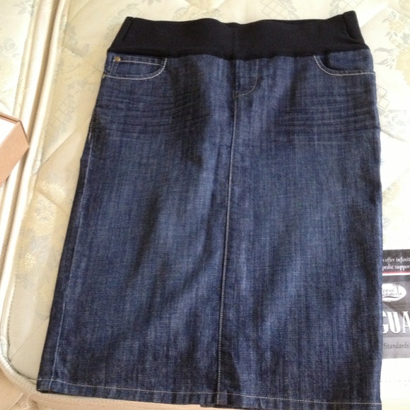 Maternity jean skirt