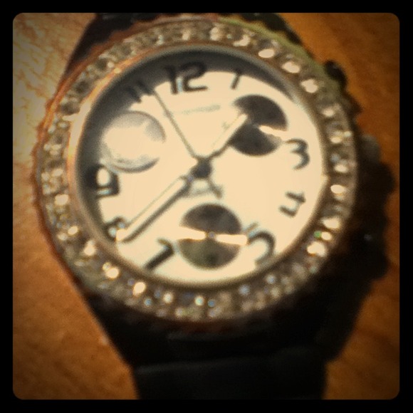 !!Reserved!! For destiny Black aéropostale watch