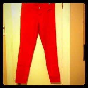 Bright red jeggings! So bold!