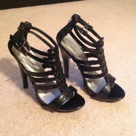 Shoes - Black Strappy Leather Heels Heels
