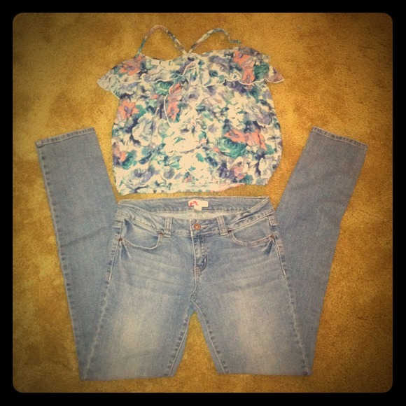 🎀SALE🎀 Forever 21 Skinny Jeans Like New!