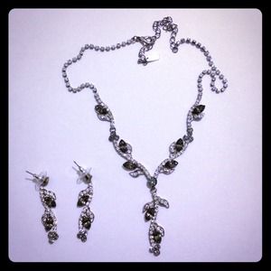 Necklace with earrings