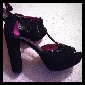 Reduced!!! Gianni Bini these need a loving  home!!