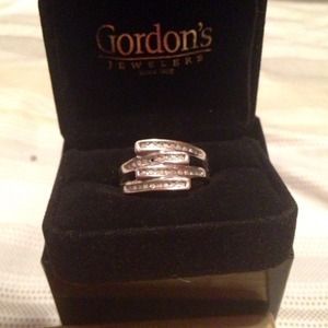 White gold ring with small diamonds