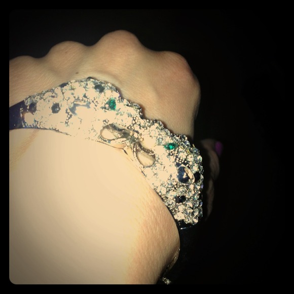 Leopard bangle