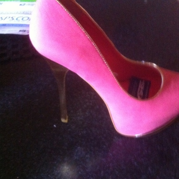 Exclusive size 9