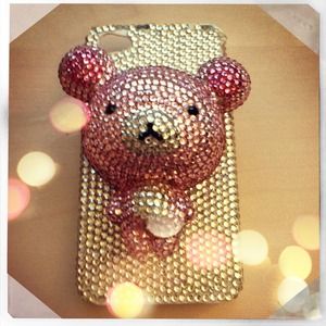 iPhone 4/4s rhinestone 3D teddy bear case