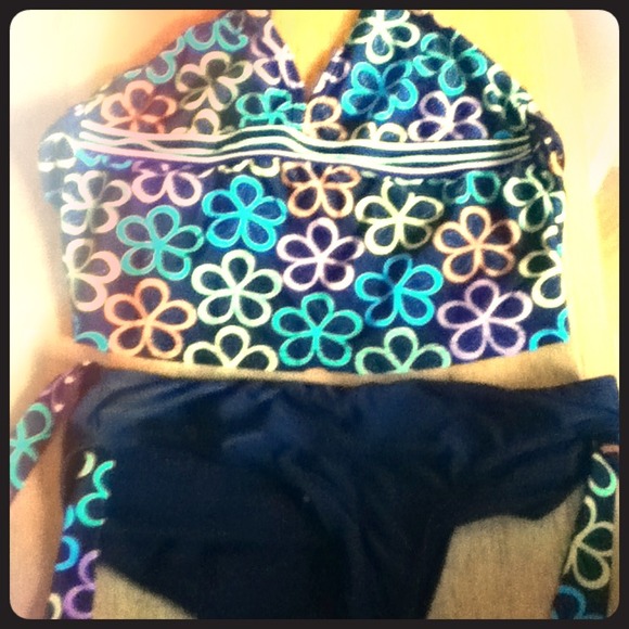 Bathing suit