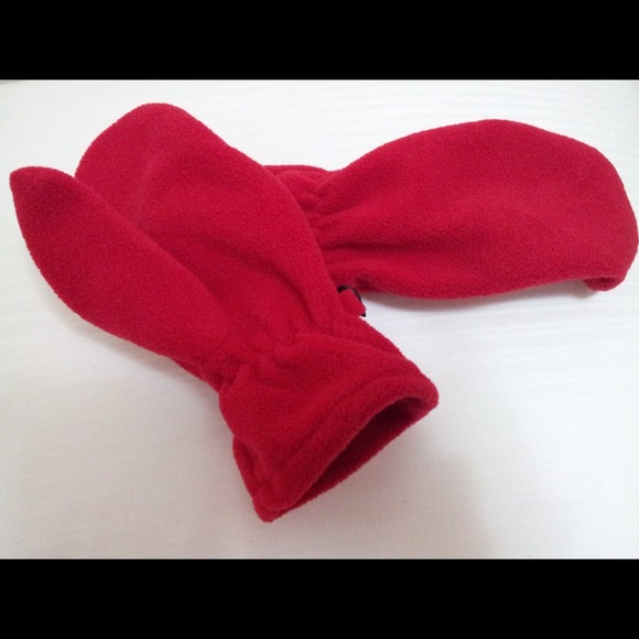 Accessories - Red Mittens