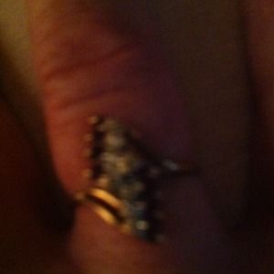 Reserved @mln Diamond&Ruby ring