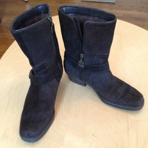 Like New BC Dark Brown Suede Harness boots sz 6