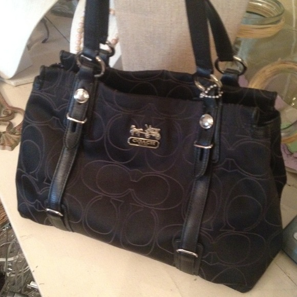 Coach handbag