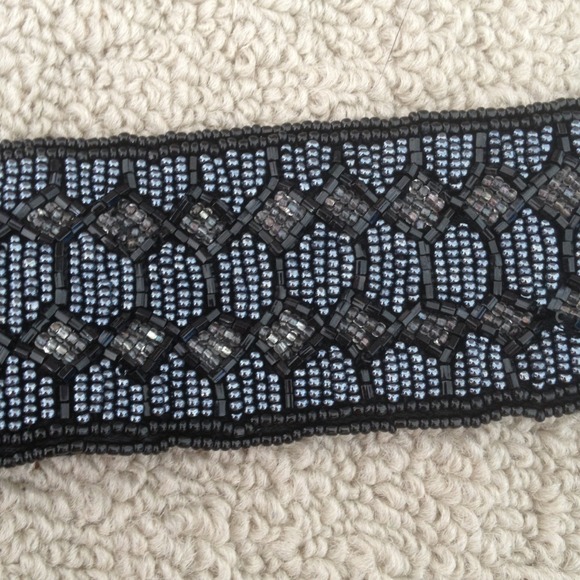 Blue and black beaded belt - Picture 2 of 2