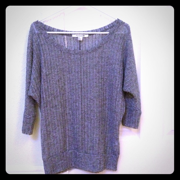 BUNDLE long sleeve over the shoulder crop top