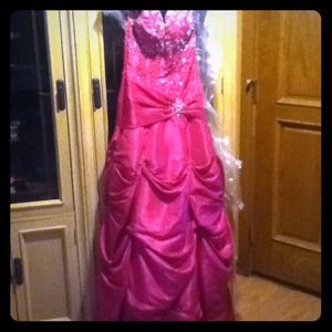 Dark pink prom dress