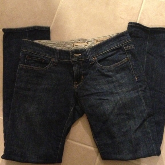 *reserved bundle* straight leg jeans & gap size 4a