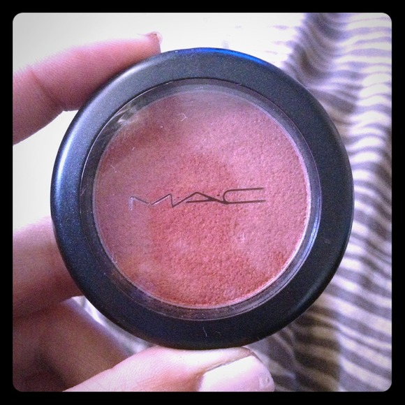 Mac blush