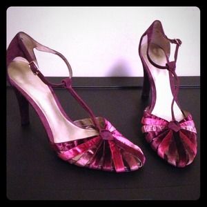 Nine West Shoes - Nine West Velvet and suede heels Nine West Shoes - Nine West Velvet and suede heels
